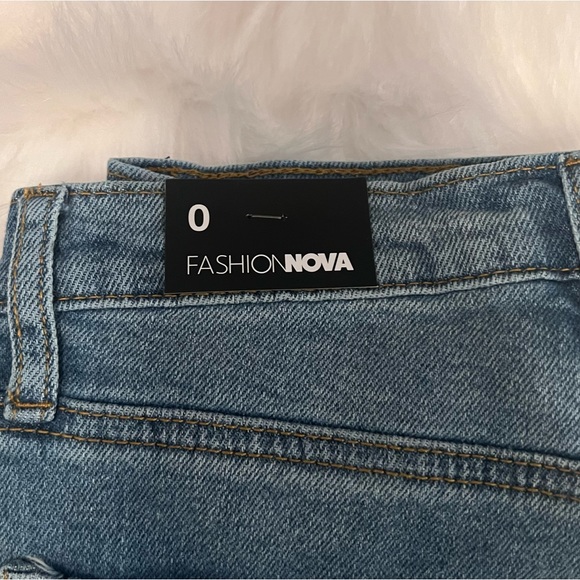 jeans - Picture 4 of 6